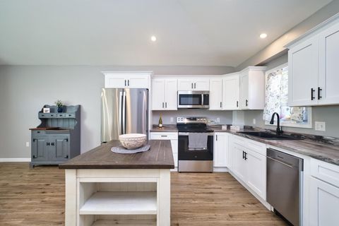 340 Vale St Fall River MA 02724