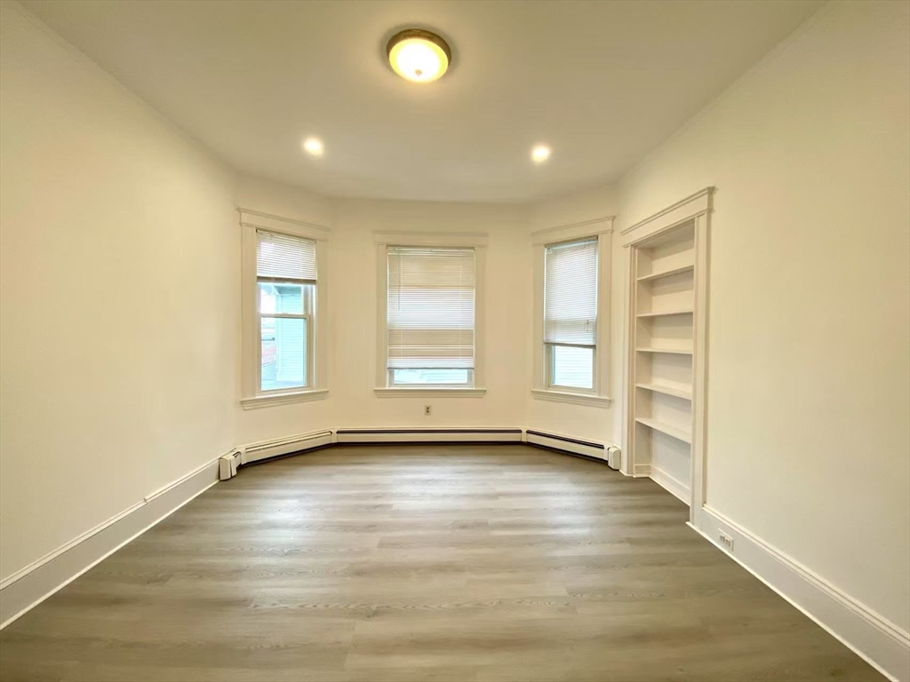 20 Howard St 2
