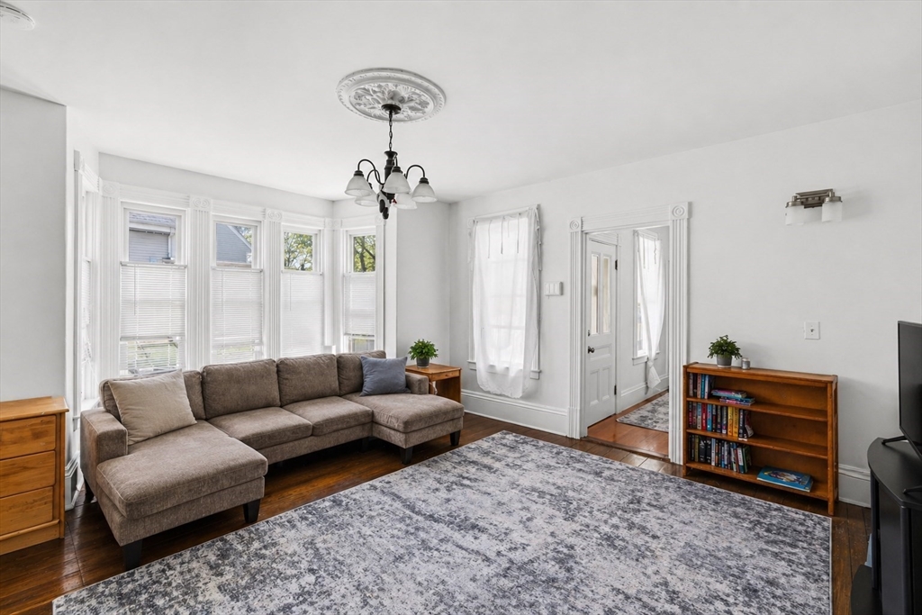 10 Barrows Street