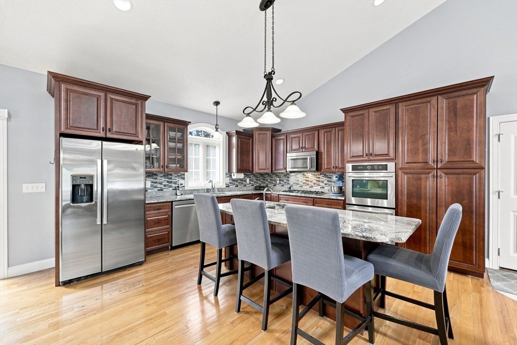154 Mayflower Ave, Chicopee, MA, 154 Mayflower Ave, Chicopee, MA Photo #10