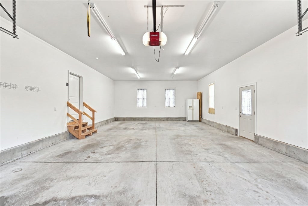 154 Mayflower Ave, Chicopee, MA, 154 Mayflower Ave, Chicopee, MA Photo #26