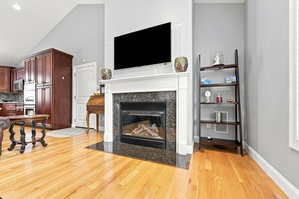 154 Mayflower Ave, Chicopee, MA, 154 Mayflower Ave, Chicopee, MA Photo #7