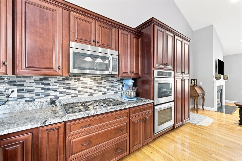 154 Mayflower Ave, Chicopee, MA, 154 Mayflower Ave, Chicopee, MA Photo #11