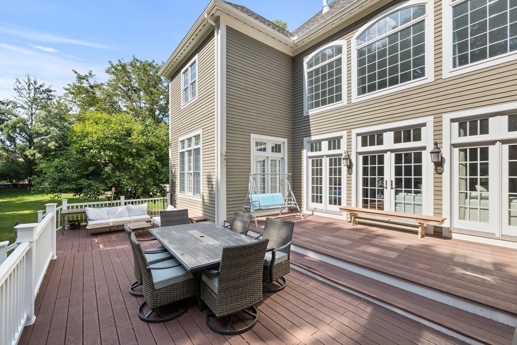 6 Ashley Court