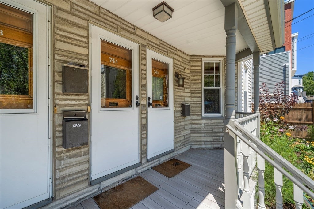 74 Trull St B