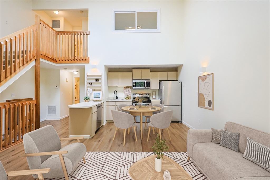 21 Lordvale Boulevard 406