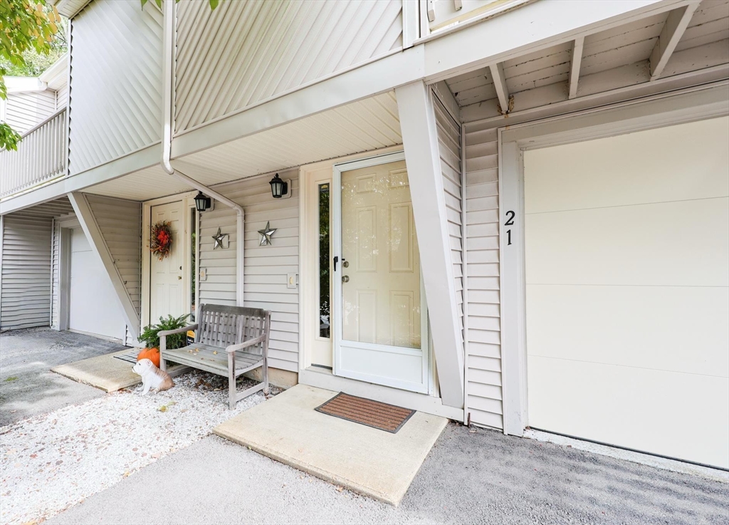 21 Lordvale Boulevard 406