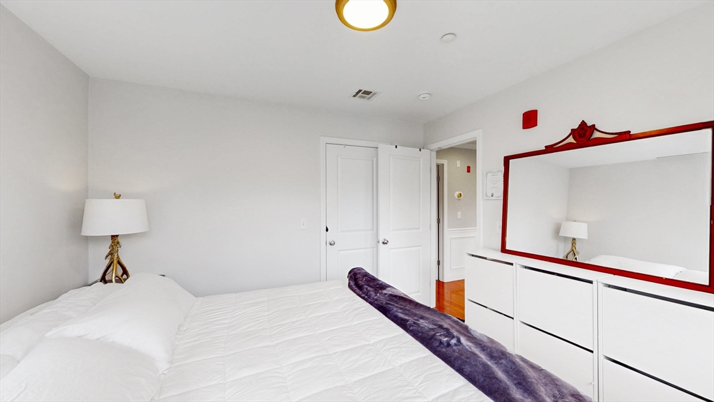 7 Mount Hope 202
