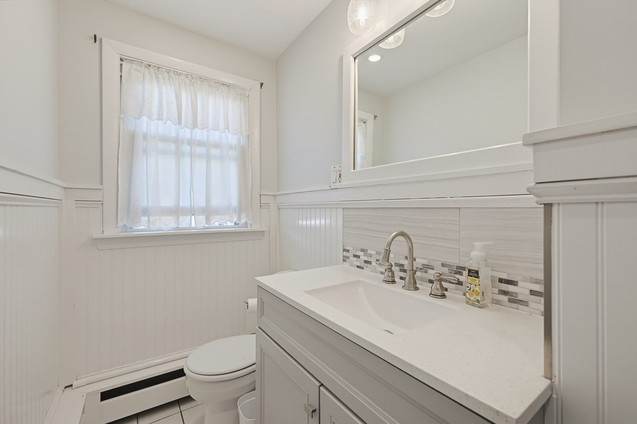 122 Westview Dr, Norwood, MA Photo #18