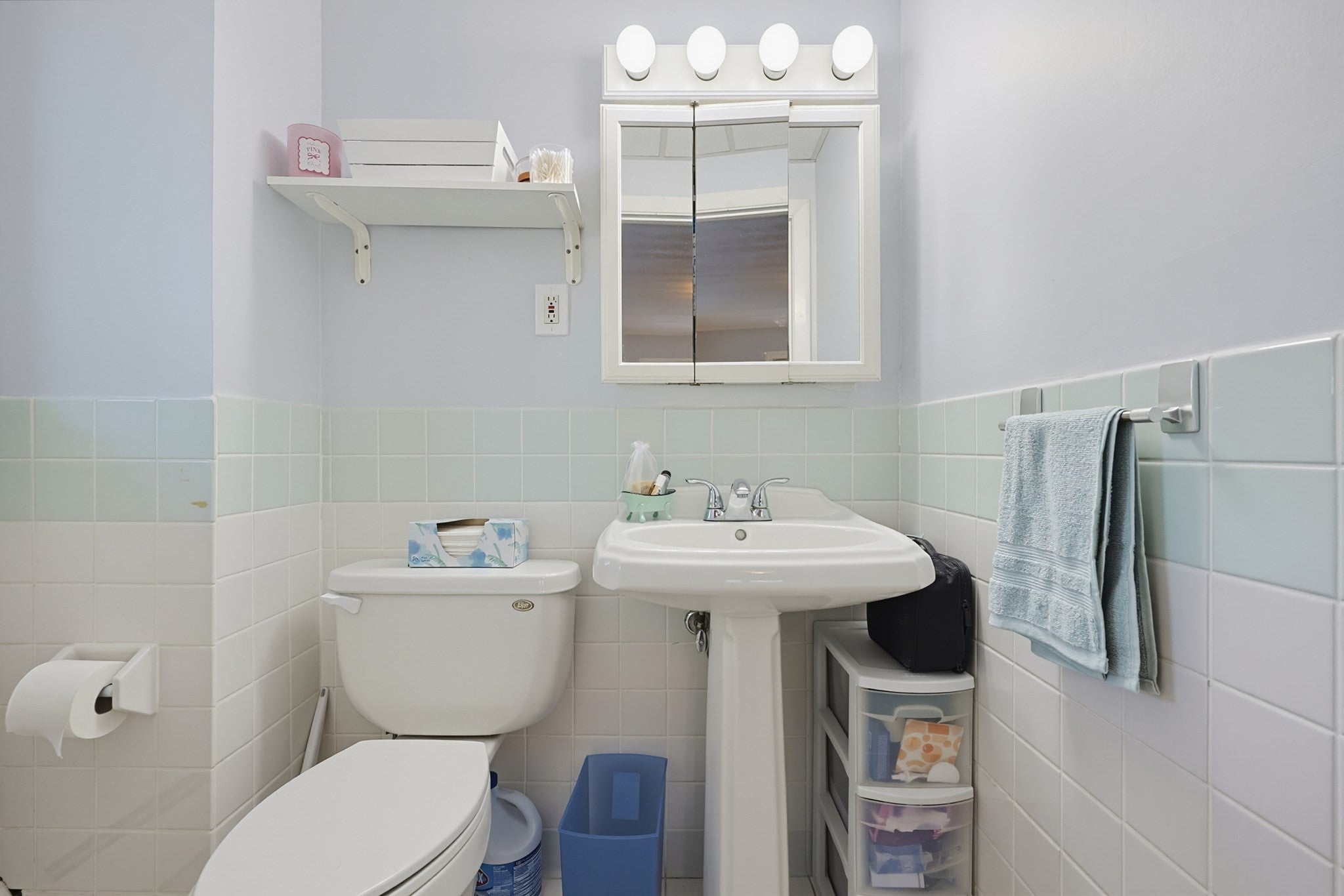 122 Westview Dr, Norwood, MA Photo #11
