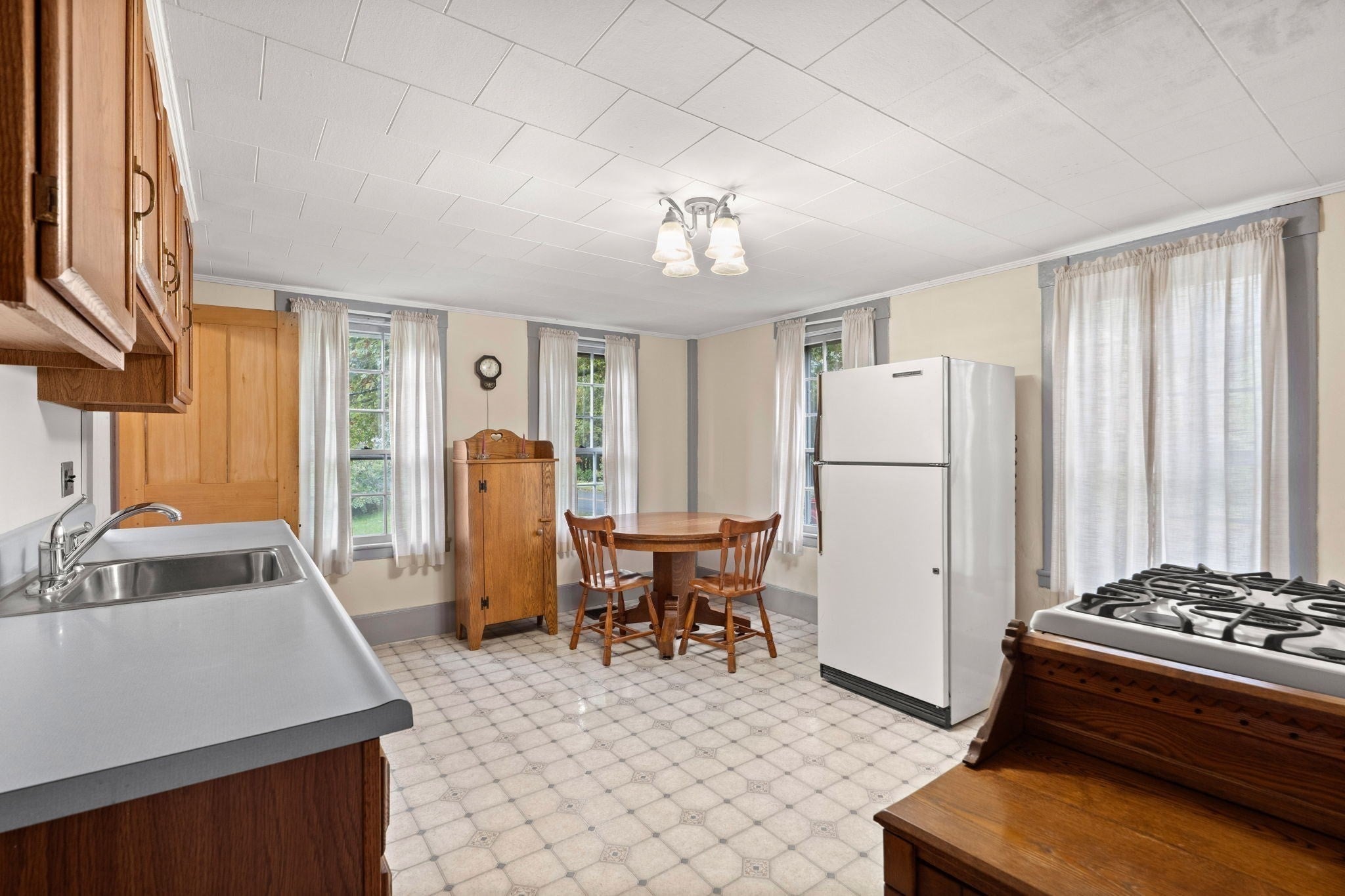 55 Garrison St, Groveland, MA, 55 Garrison St, Groveland, MA Photo #16