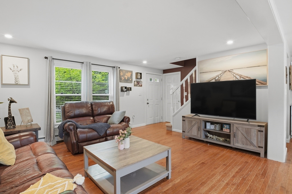 23 Oakmont Street