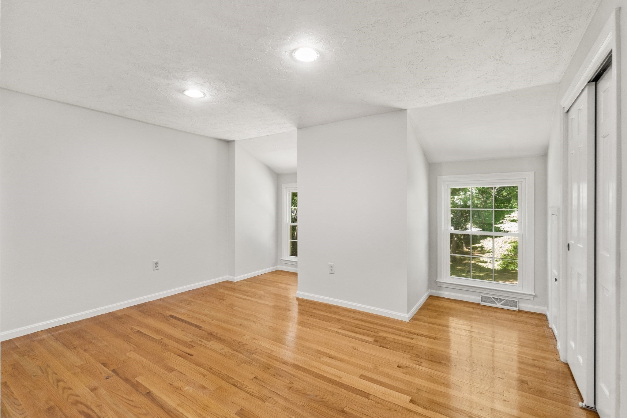 942 Salem End Road, Framingham, MA, 942 Salem End Road, Framingham, MA Photo #17