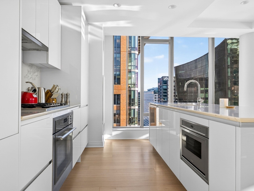 135 Seaport Blvd 2008