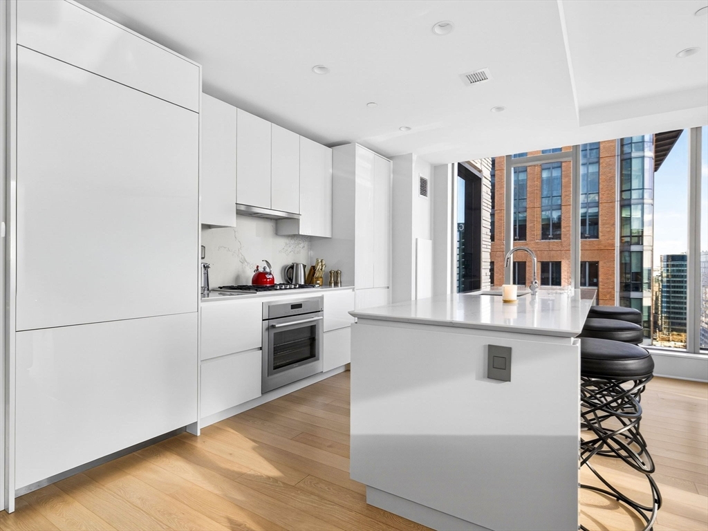 135 Seaport Blvd 2008