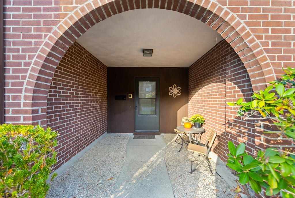 21 Hawthorne Circle 21