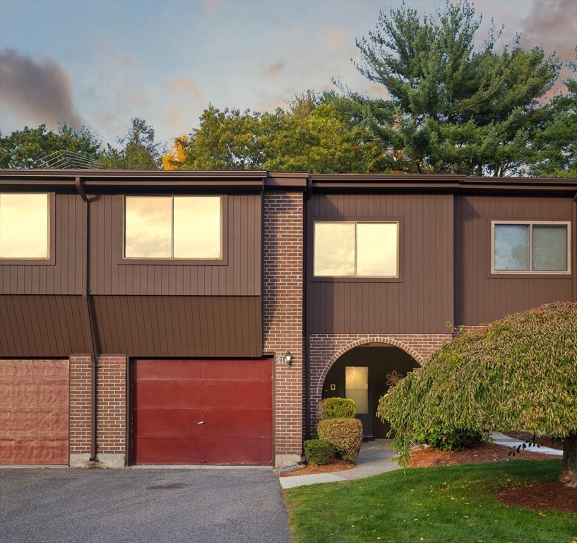 21 Hawthorne Circle 21