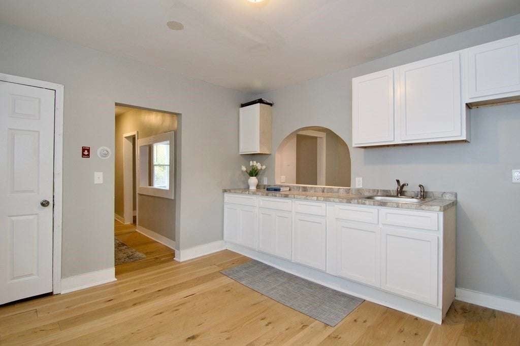 20 Crosby St, Springfield, MA, 20 Crosby St, Springfield, MA Photo #5