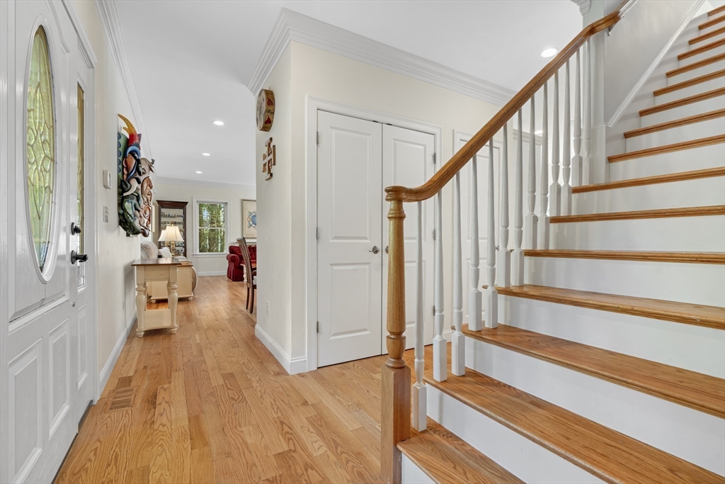 85 Knollwood Drive
