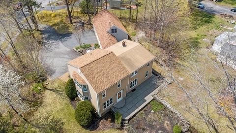 3 Dara Ln Worcester MA 01609