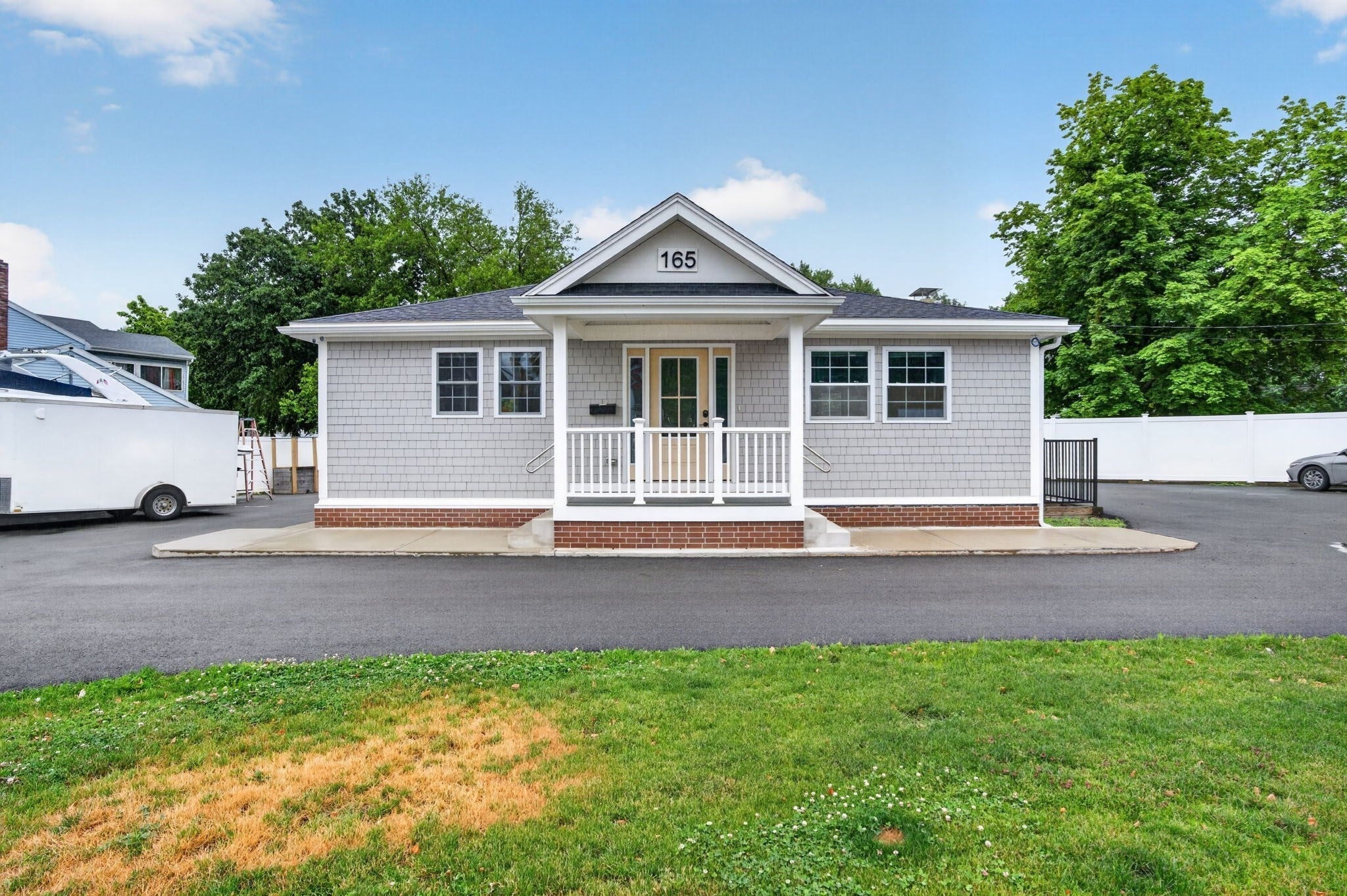 165 Garfield Ave