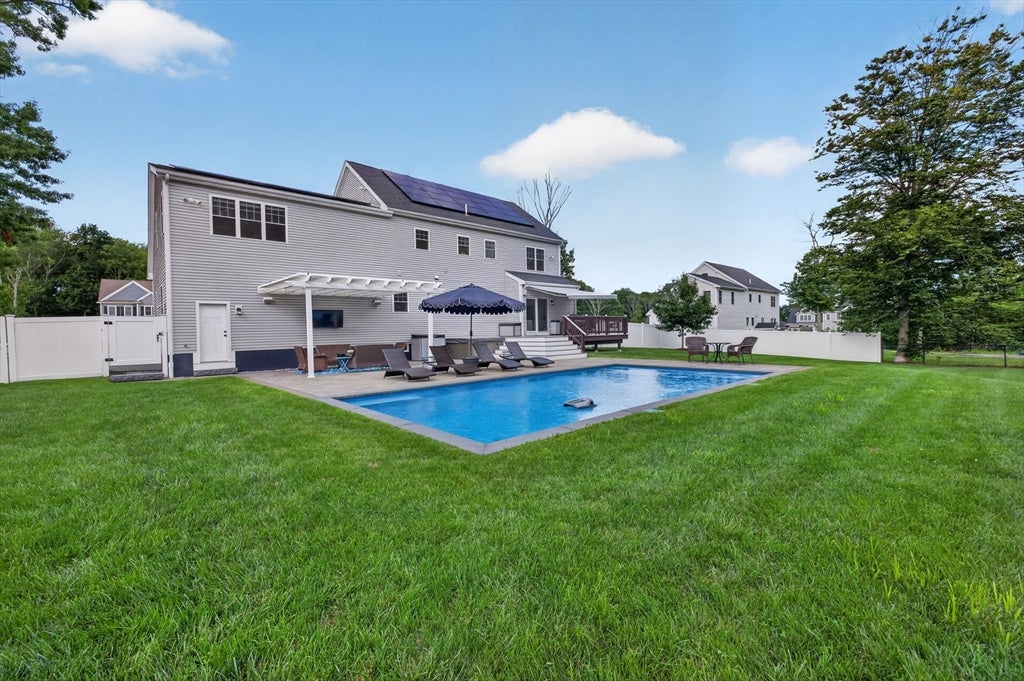 20 Kelly Ln