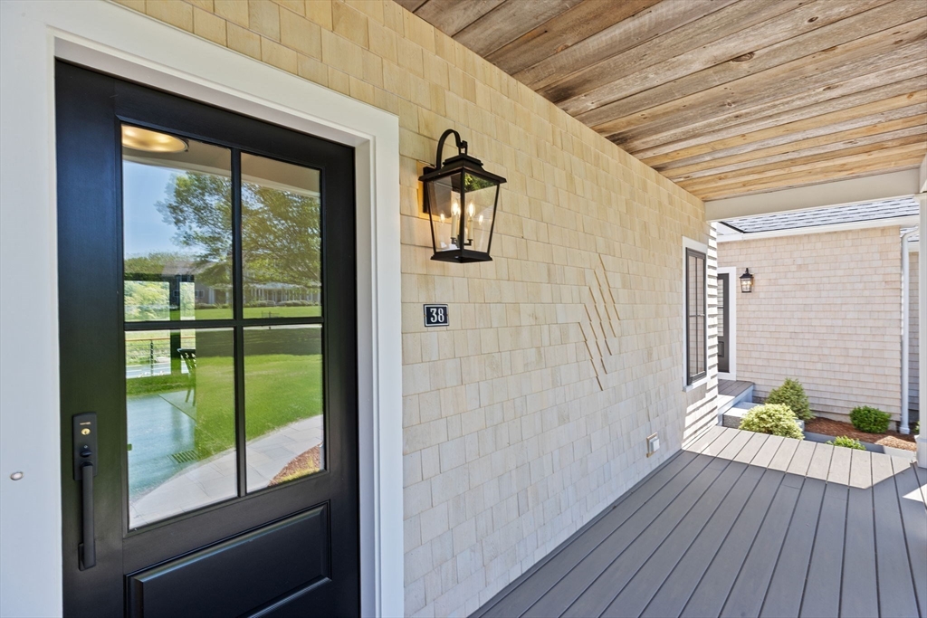 38 Old Shipyard Ln