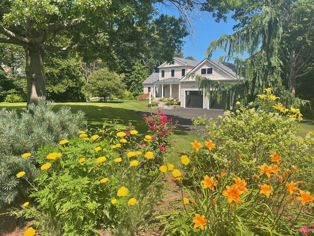38 Old Shipyard Ln