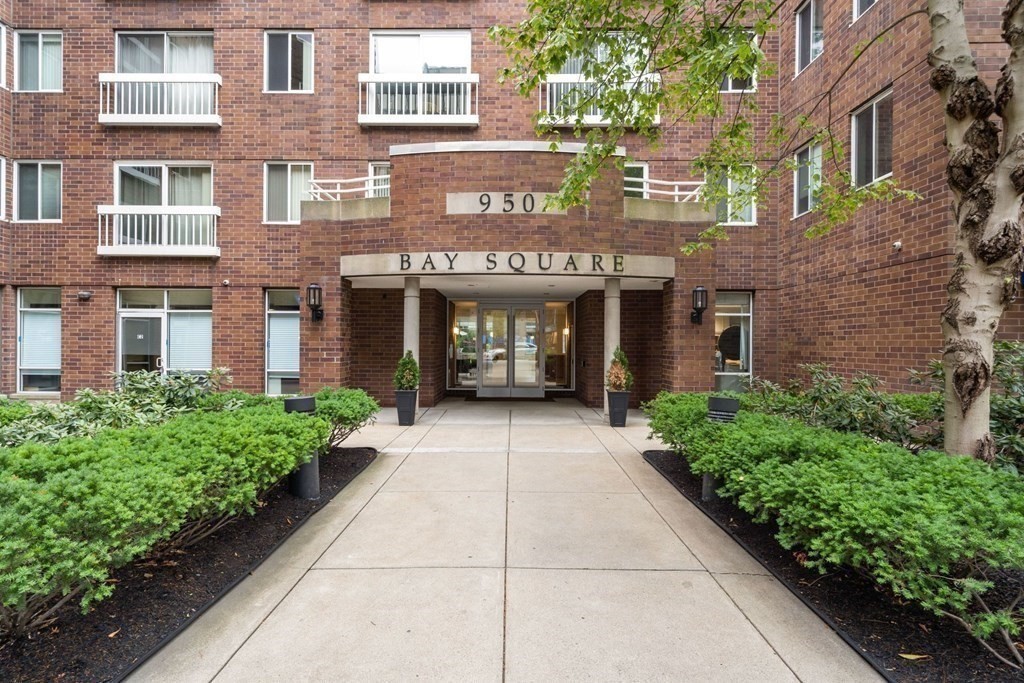 950 Massachusetts Ave 417