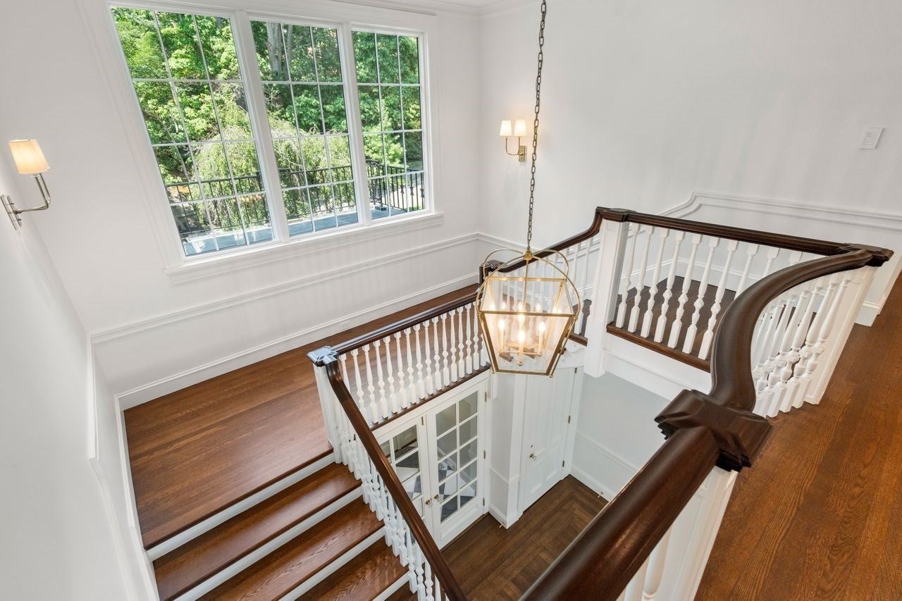 9 The Ledges Rd, Newton, MA, 9 The Ledges Rd, Newton, MA Photo #18