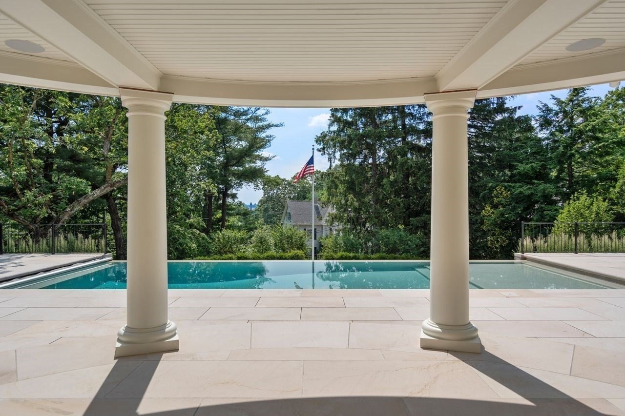 9 The Ledges Rd, Newton, MA, 9 The Ledges Rd, Newton, MA Photo #27