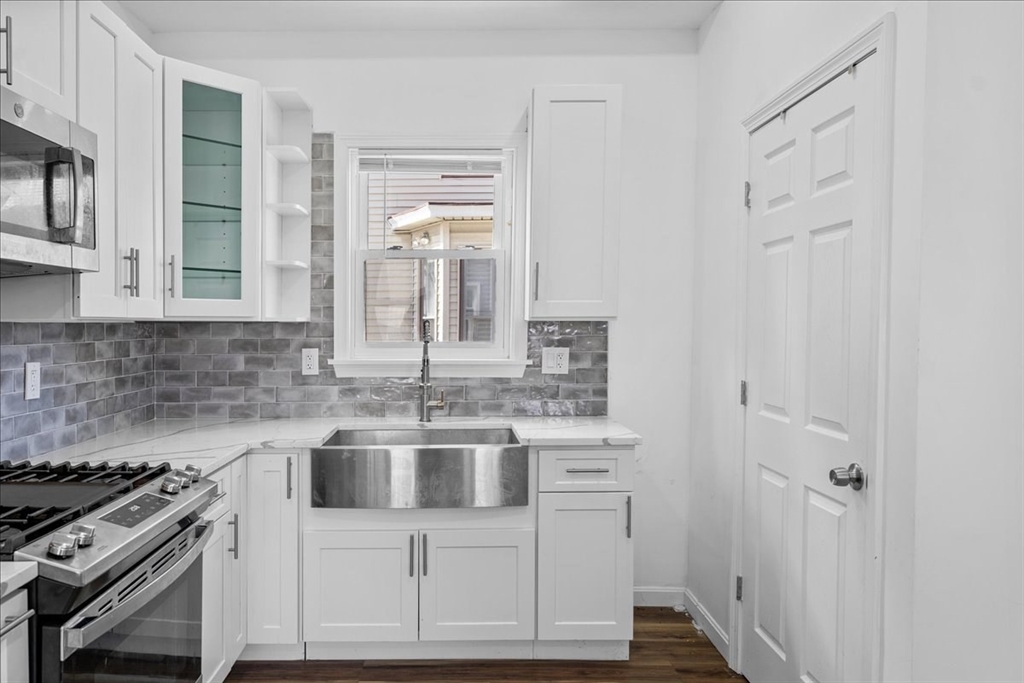 23 West 5th Street