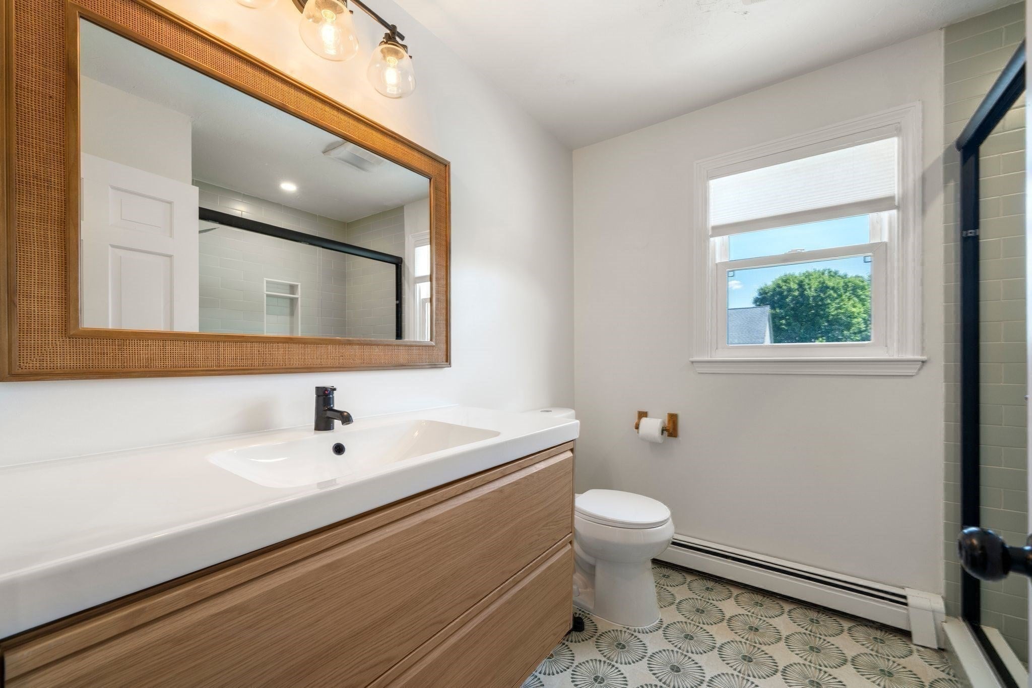 247 Fremont St, Taunton, MA Photo #22