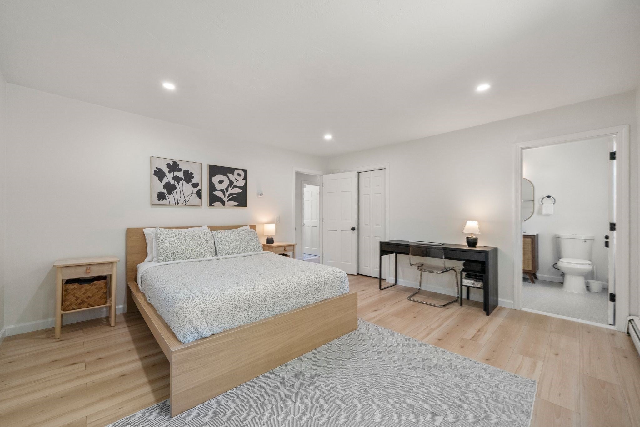 247 Fremont St, Taunton, MA Photo #17