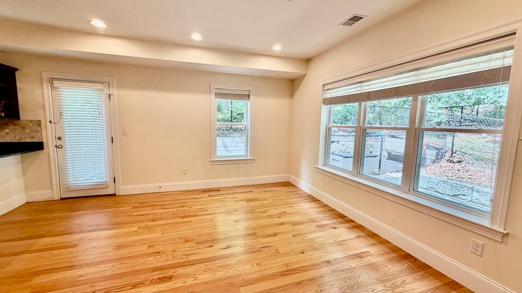 865 Lagrange St #4, Boston, MA, 865 Lagrange St #4, Boston, MA Photo #5