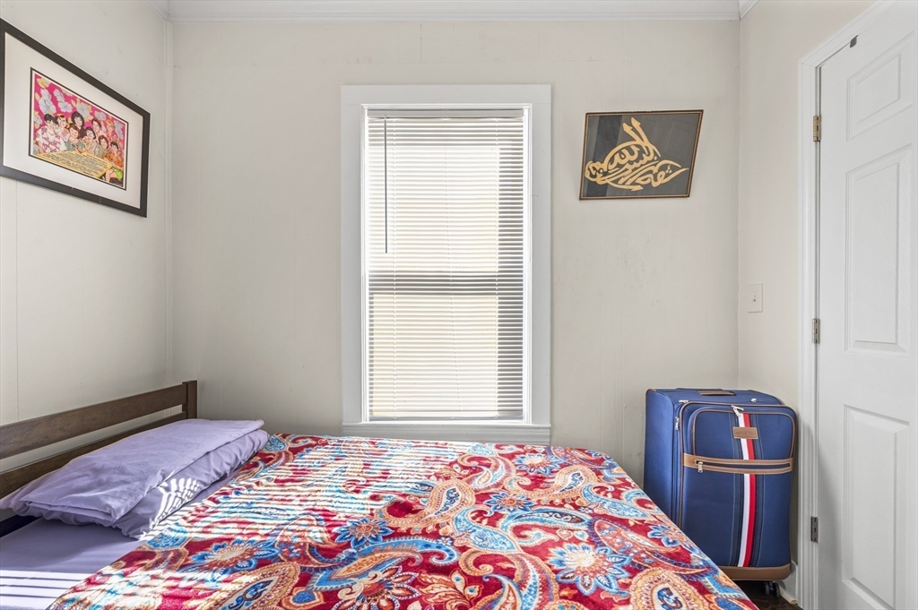 1081 Lawrence St #2, Lowell, MA Photo #8