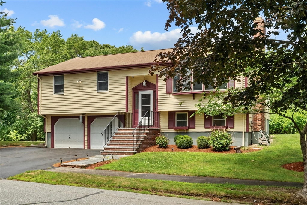 9 Brentwood Dr