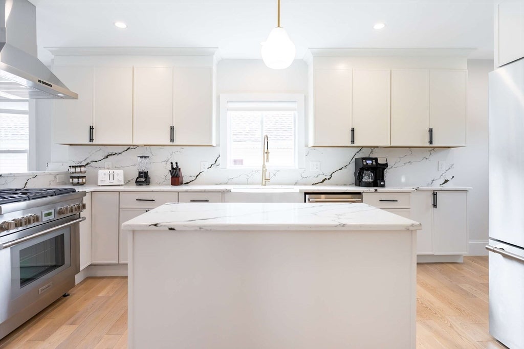 57 Garrison Ave 2A