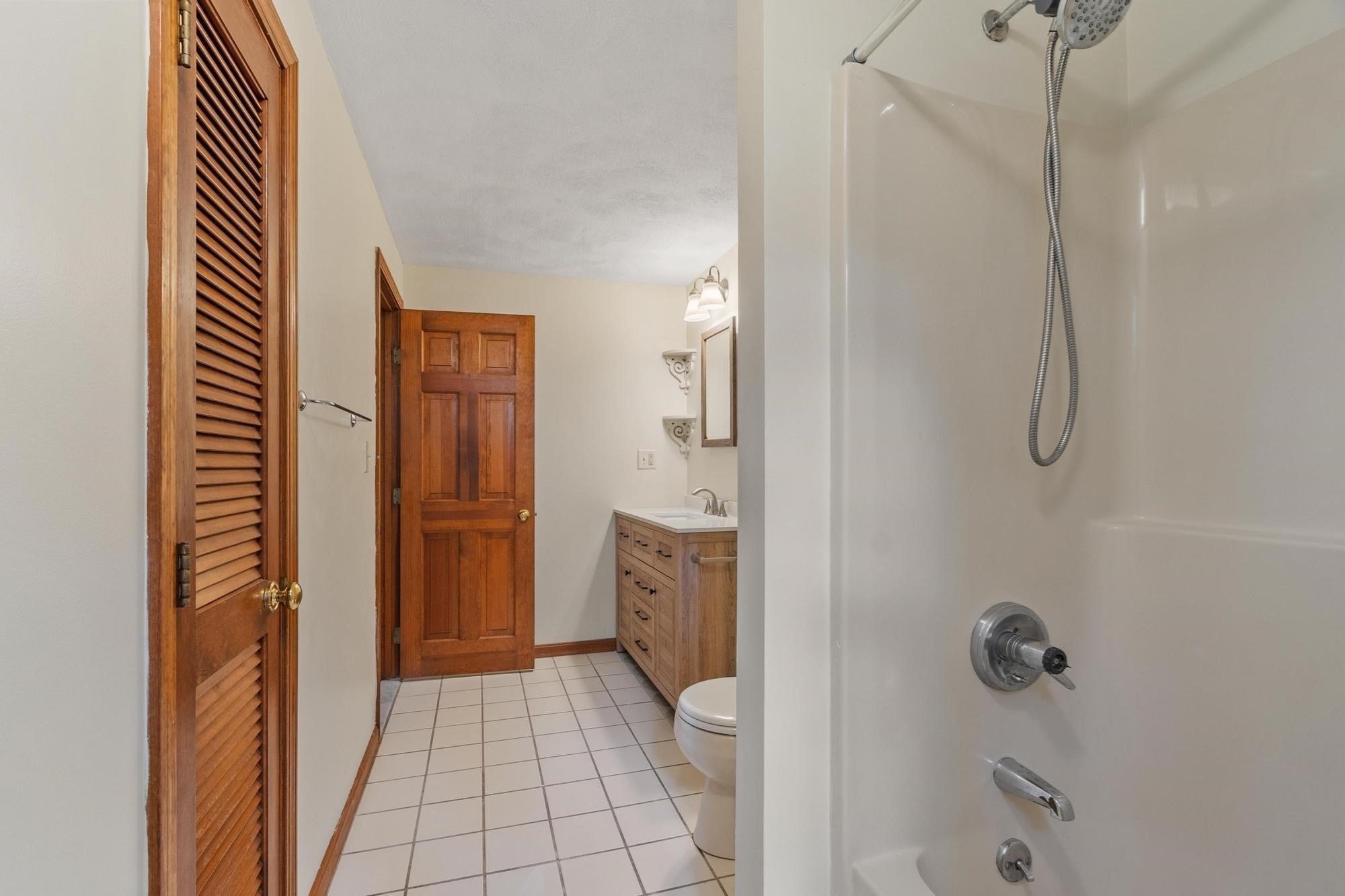 895 Wellman Avenue #895, Chelmsford, MA, 895 Wellman Avenue #895, Chelmsford, MA Photo #22