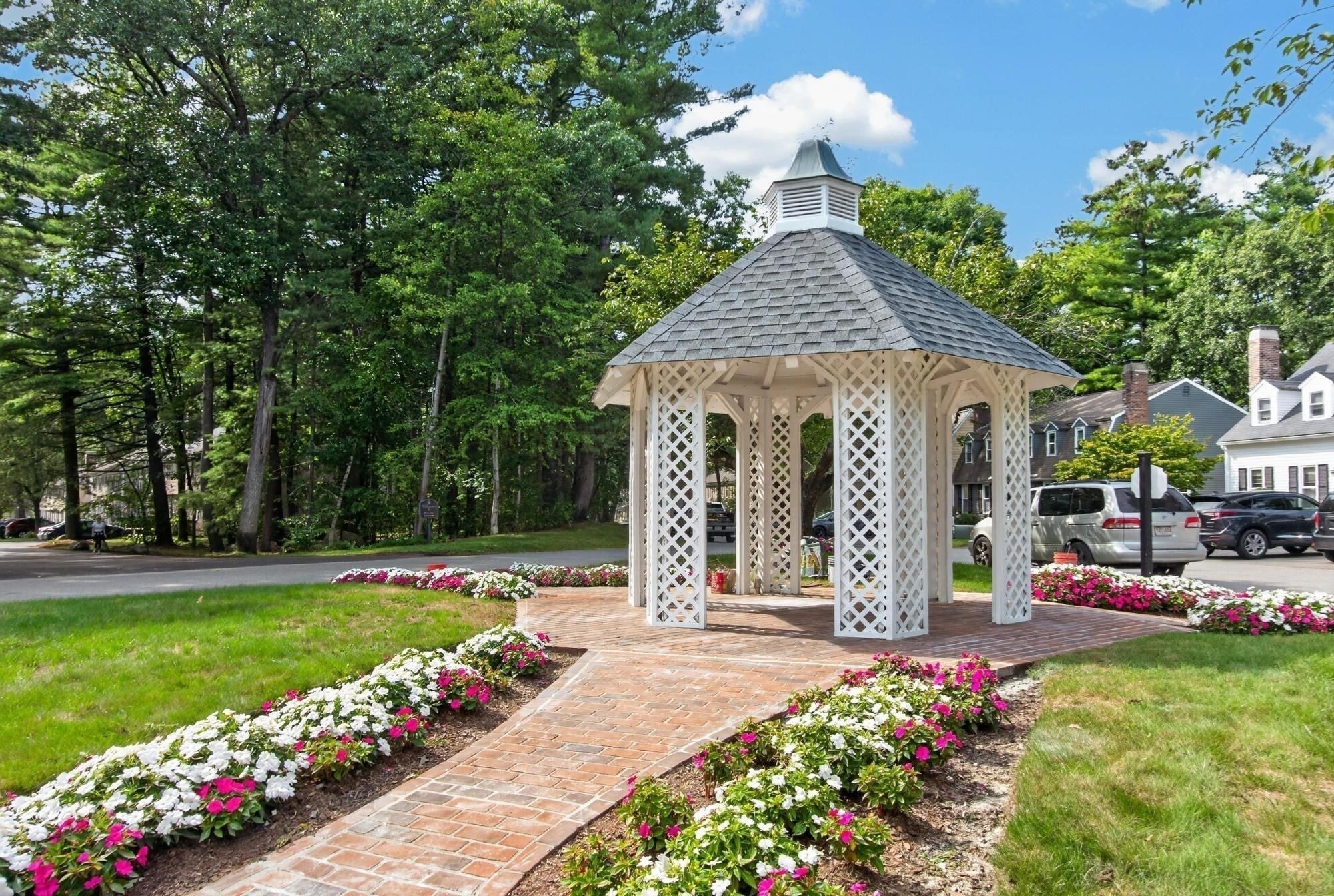 895 Wellman Avenue #895, Chelmsford, MA, 895 Wellman Avenue #895, Chelmsford, MA Photo #32
