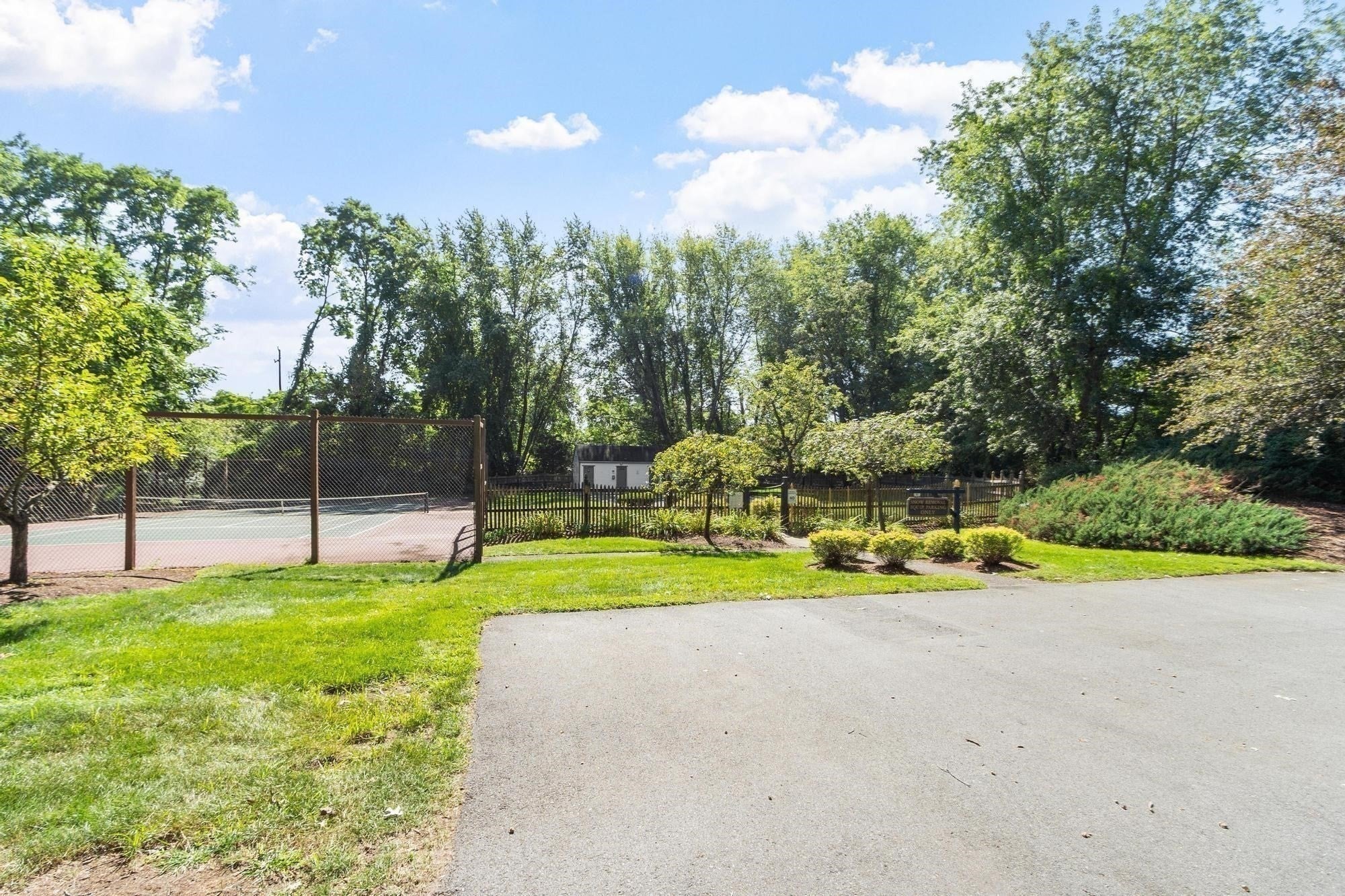 895 Wellman Avenue #895, Chelmsford, MA, 895 Wellman Avenue #895, Chelmsford, MA Photo #35