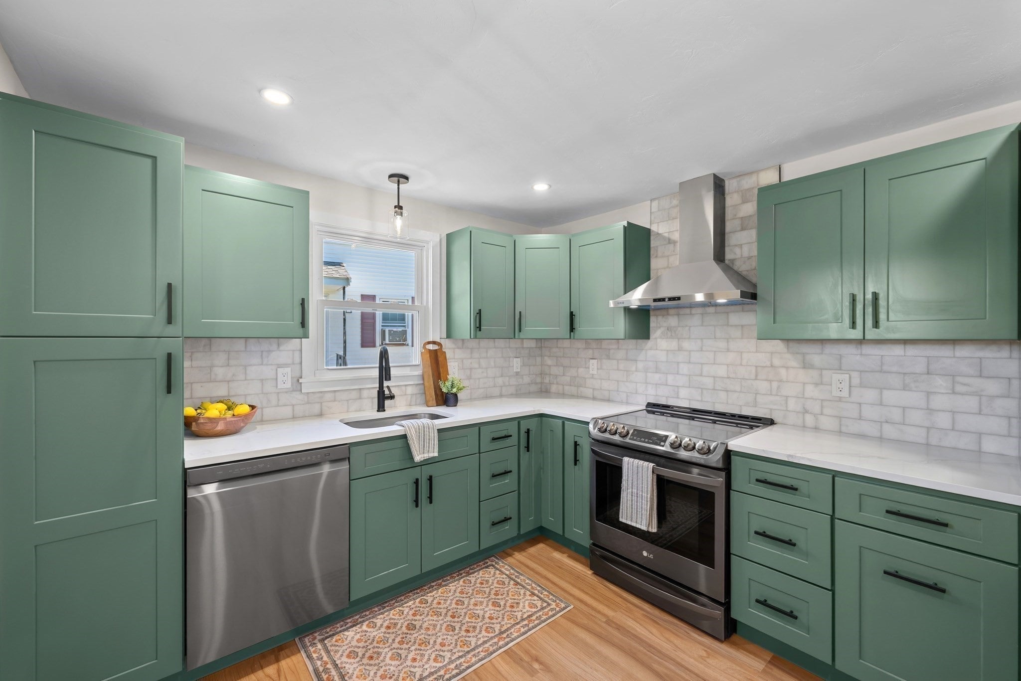 11 Timrod Dr, Worcester, MA, 11 Timrod Dr, Worcester, MA Photo #4