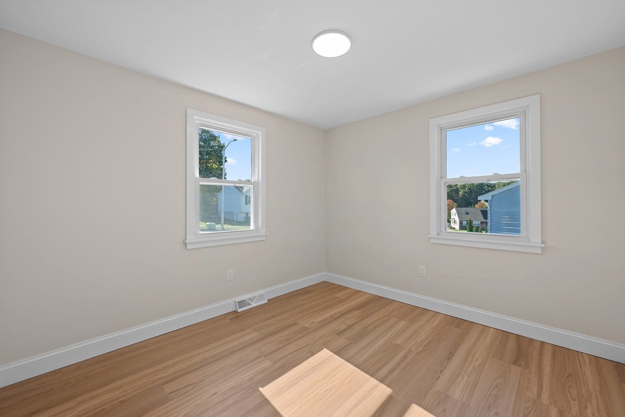 11 Timrod Dr, Worcester, MA, 11 Timrod Dr, Worcester, MA Photo #15