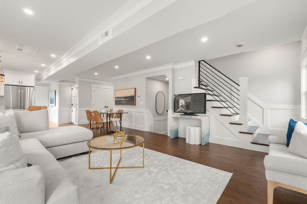 11 Macarthur Street B