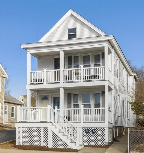 1204 Lawrence St Lowell MA 01852