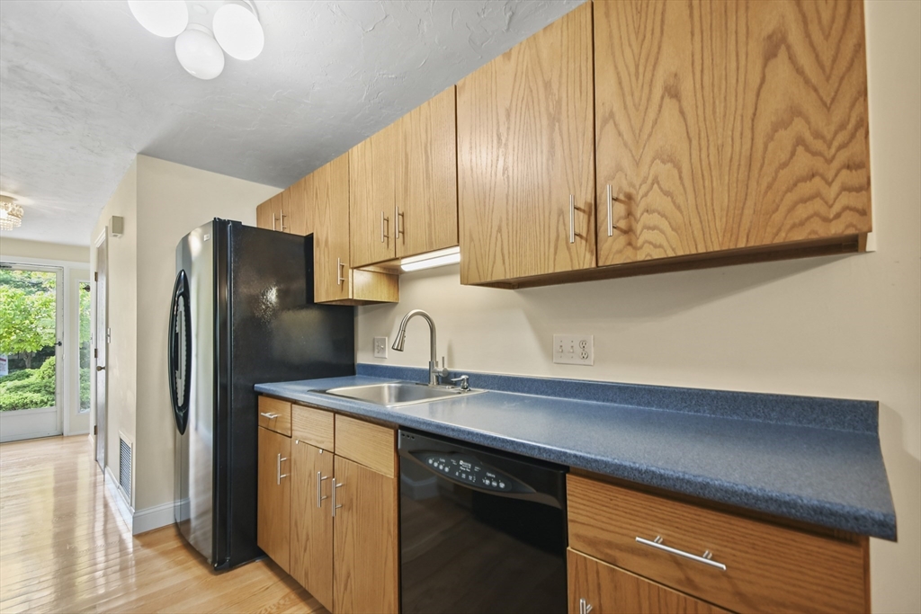 76 Samuel Drive 76