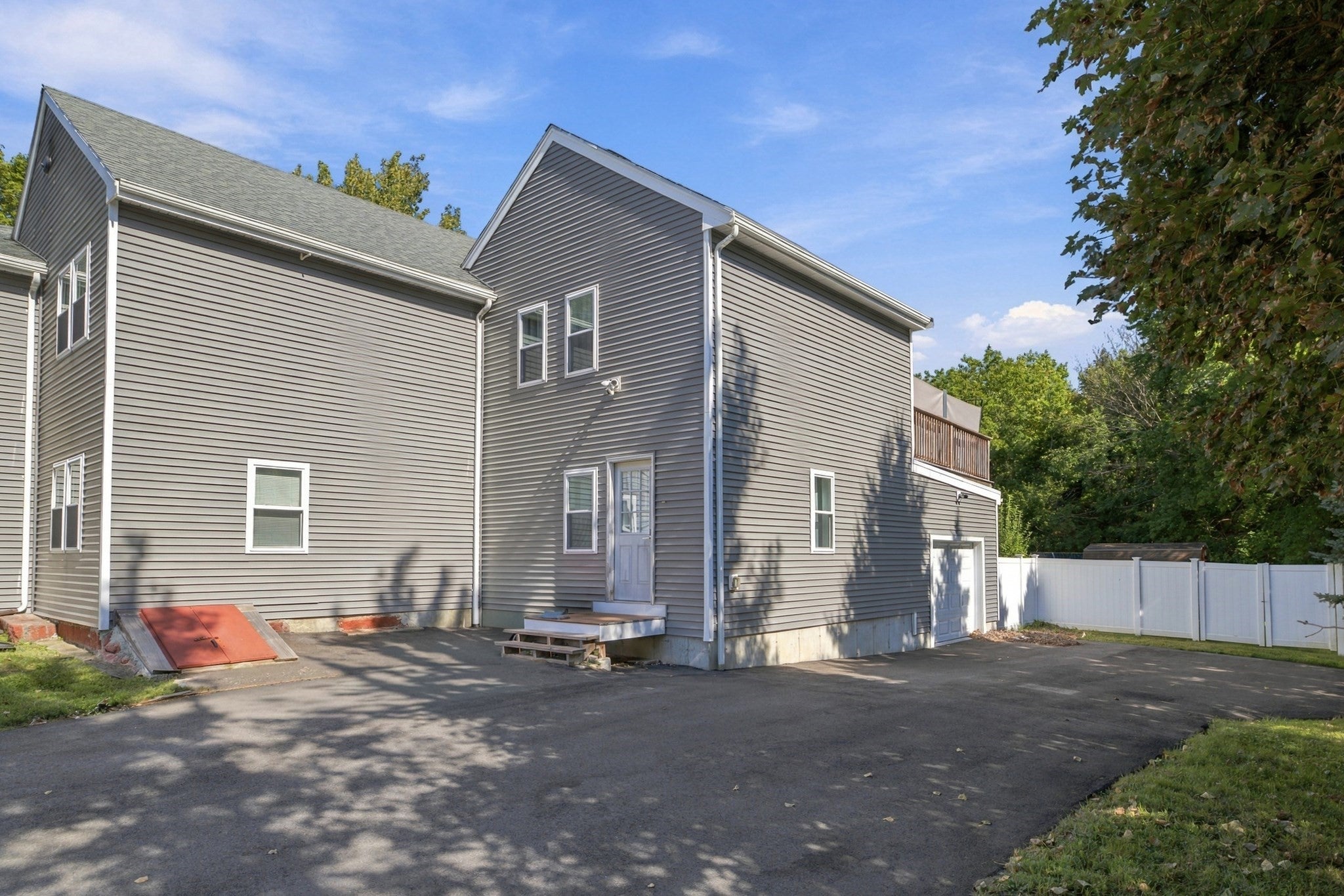 463 Pleasant Street, East Bridgewater, MA Photo #3