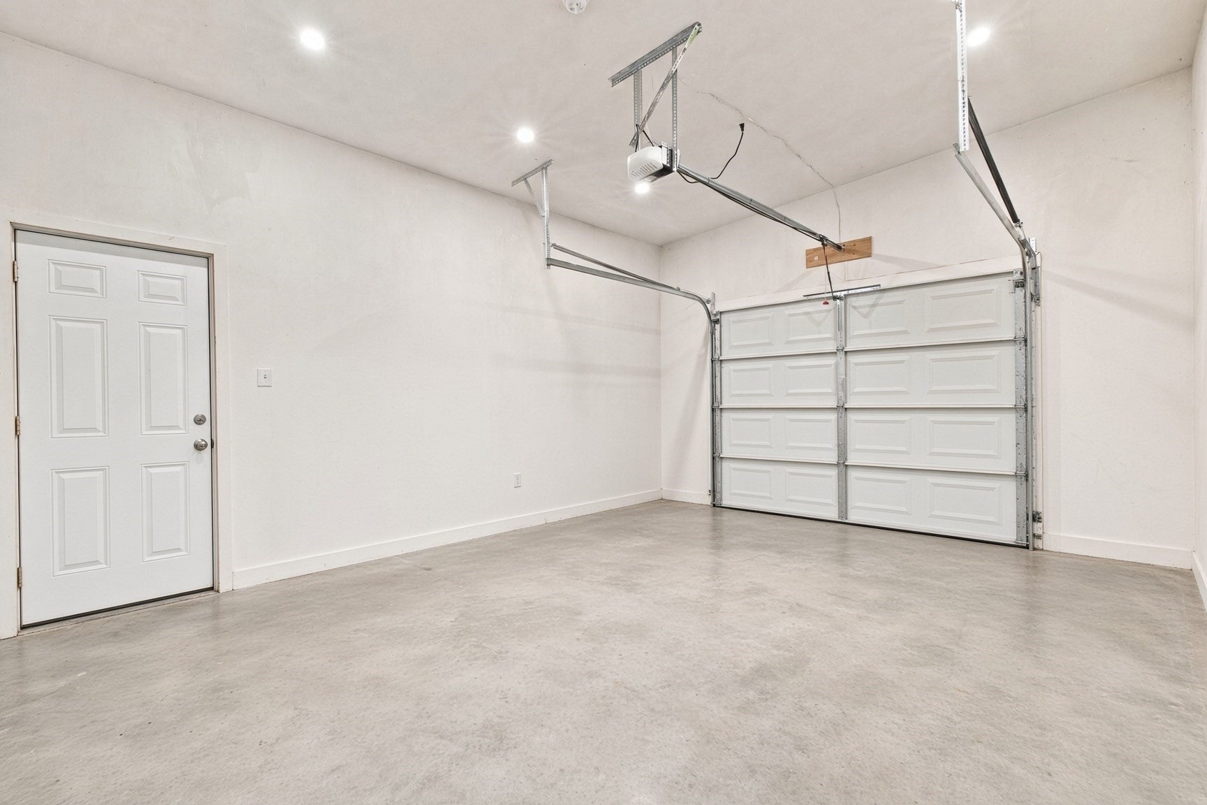 463 Pleasant Street, East Bridgewater, MA Photo #32
