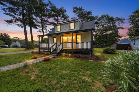 Photo of 31 Chippewa Dr, Wareham, MA 02532 (MLS # 73571818)