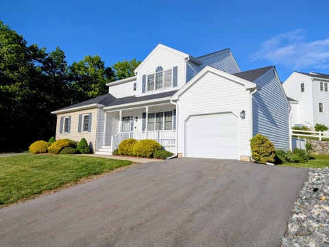 Photo of 14 Crab Apple Ln #14, Franklin, MA 02038 (MLS # 73583058)